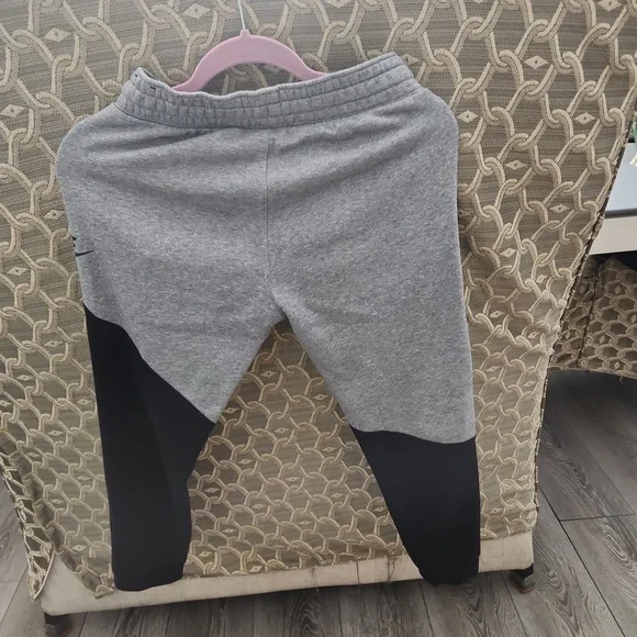 Nike Boys sweatpants - Picture 4 of 5